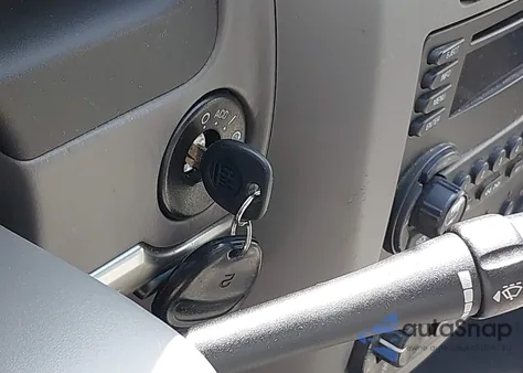 2005 Chevrolet Malibu Lt from USA, damaged, VIN 1G1ZU54825F102762